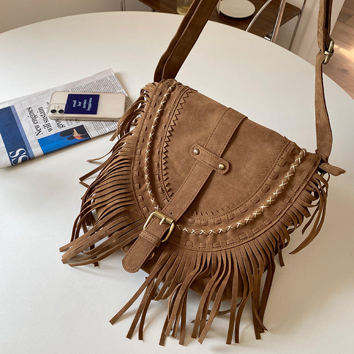 Fringe Frenzy: The Cowgirl Shoulder Bag That Will Complete Your